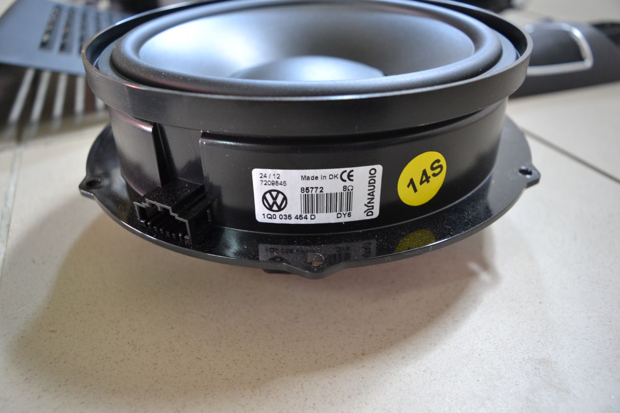 Dynaudio volkswagen 1q0035454d